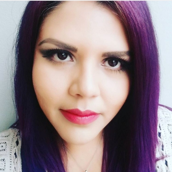 Meet Your Posher - Picture 9 of 16